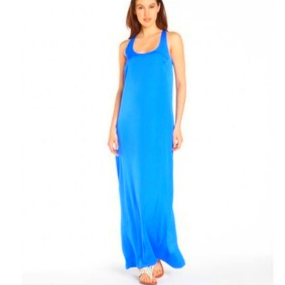 BcbgMaxAzria